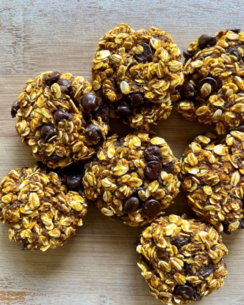 Chocolate chip pumpkin cookies that are low in sugar and high in fiber.